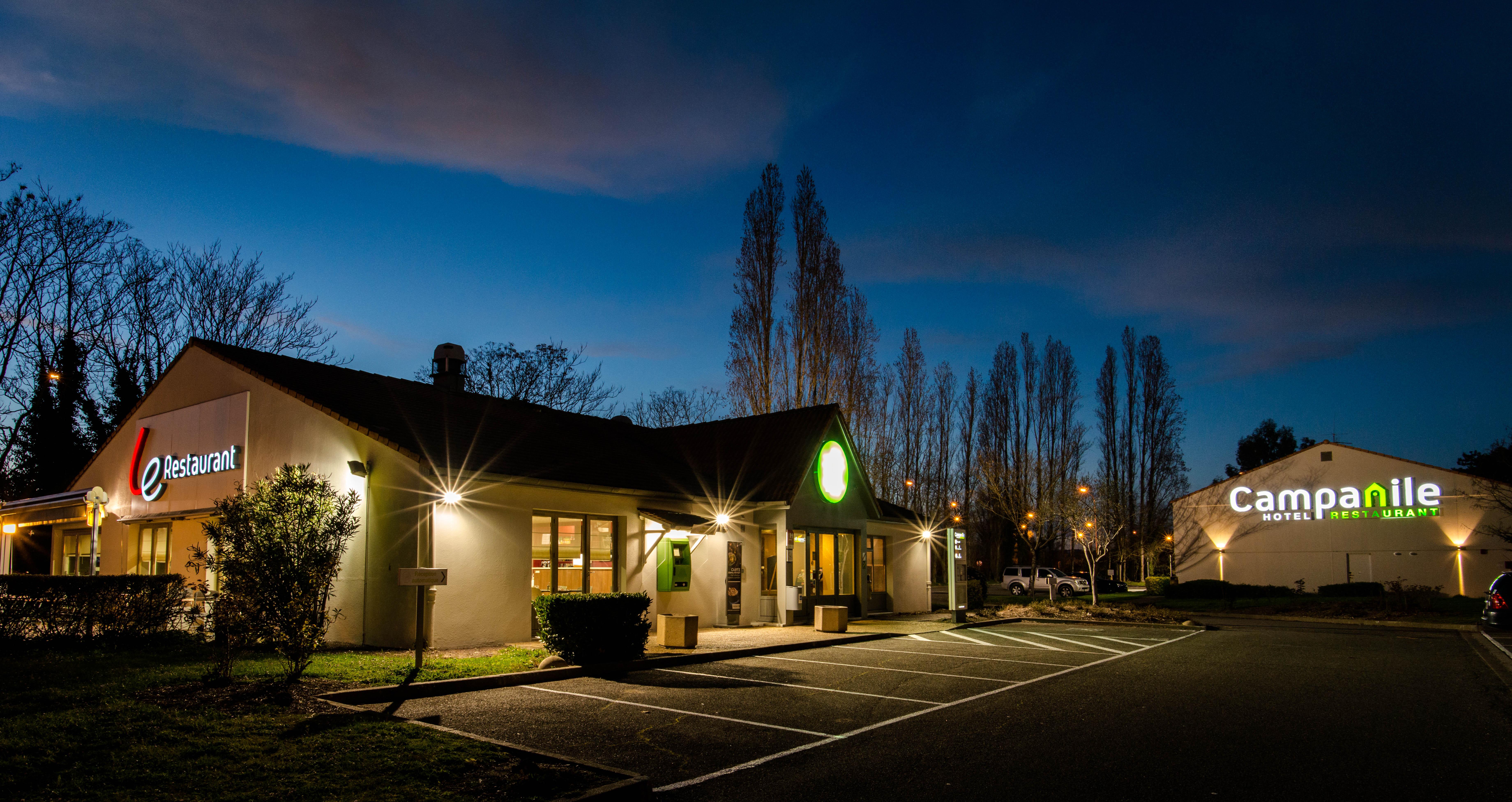 Campanile Agen Hotel Exterior photo