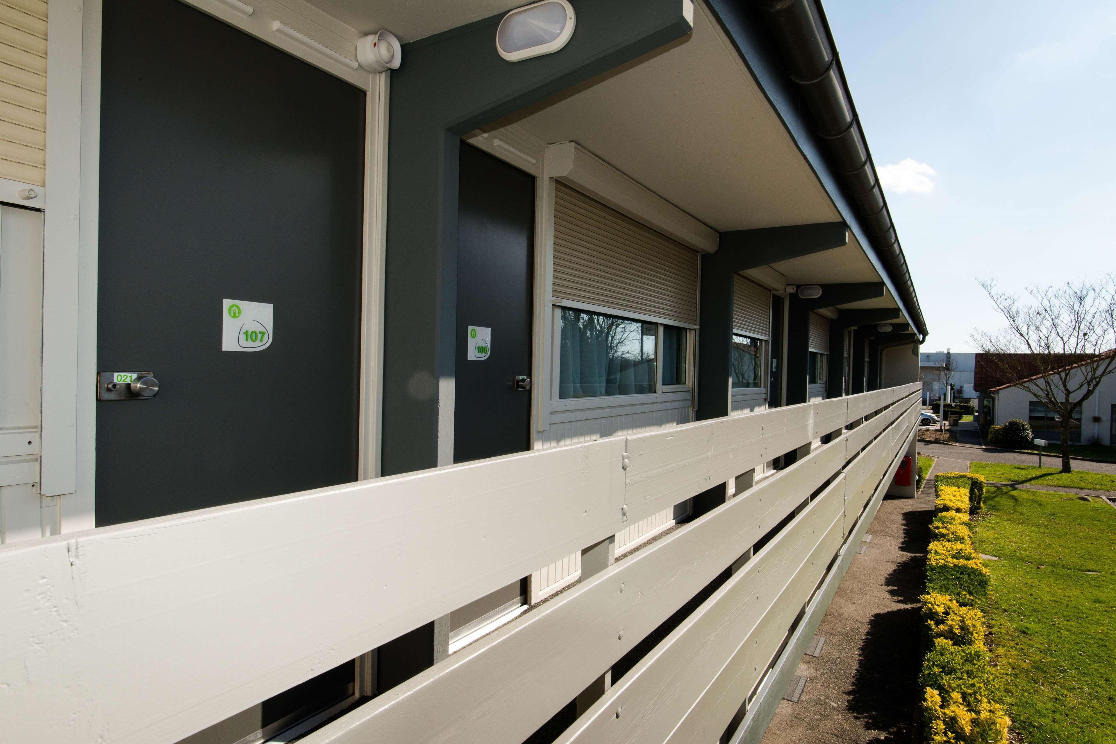 Campanile Agen Hotel Exterior photo